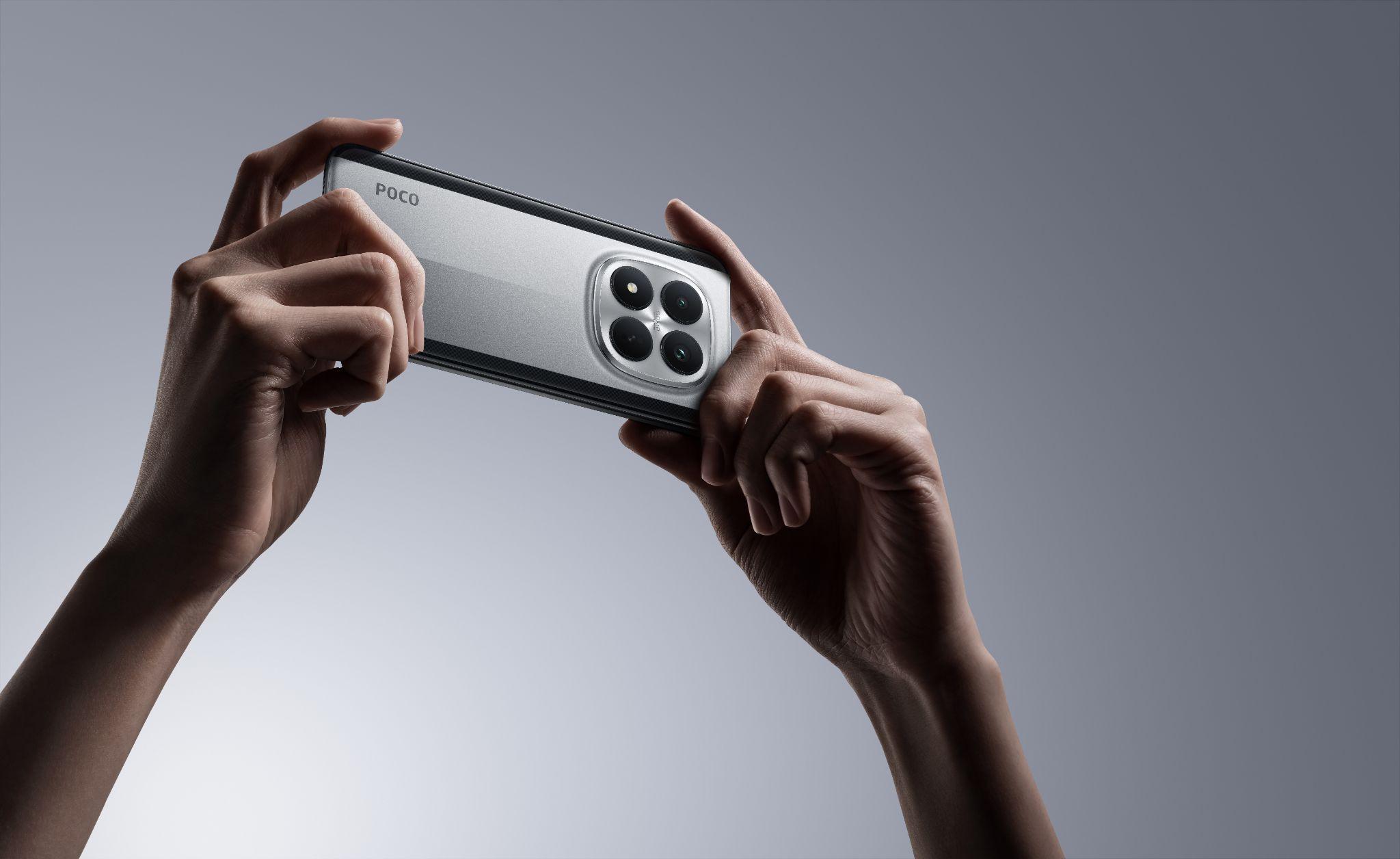 POCO M8