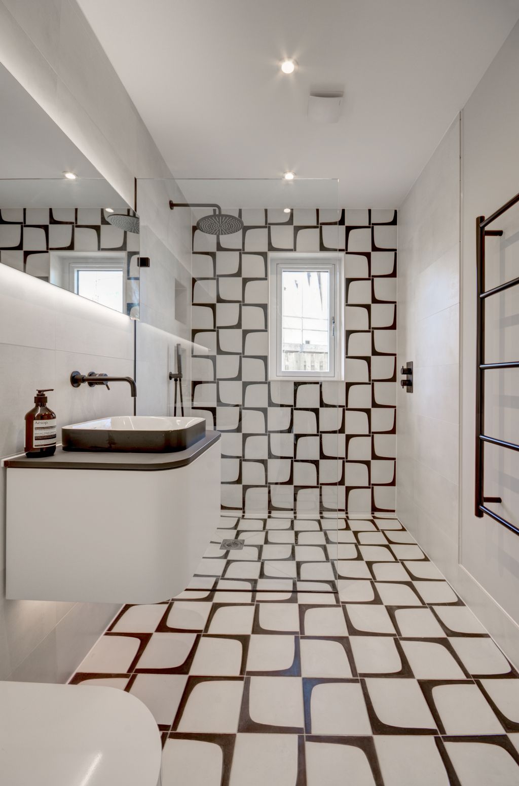 Wet Room Ideas: 9 Stylish Designs for Walk-In Showers | Homebuilding