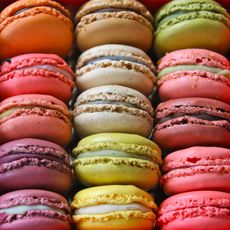 Macaroon, Sweetness, Food, Pâtisserie, Dessert, Cuisine, Cake, Food coloring, Baking, Baked goods, 