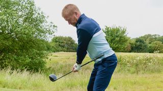 How to swing a golf club - takeaway