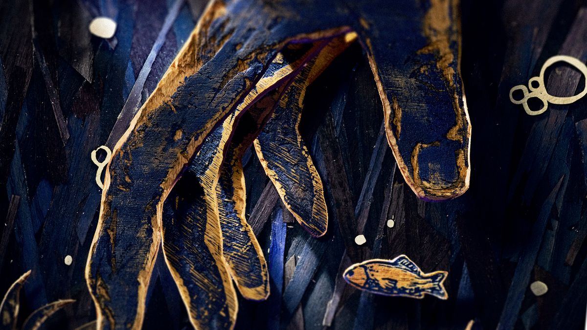 Close up image from an advert for Corona beer featuring woodcut stopmotion animation