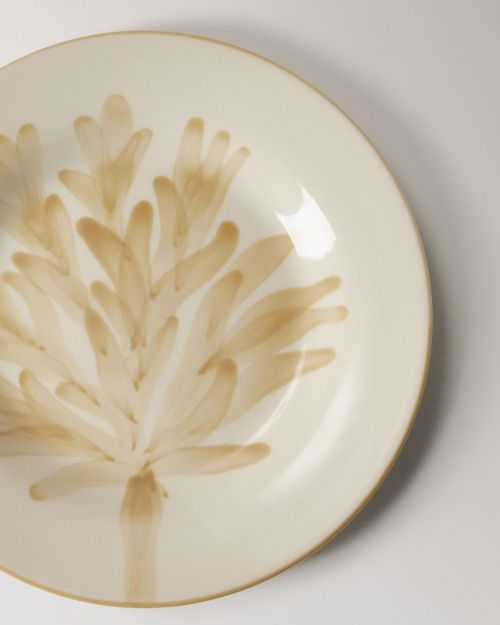 Stoneware Dessert Plate With Floral Design
