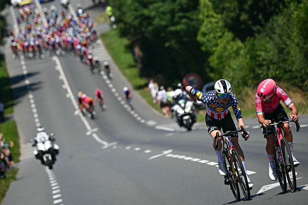 Tour de France stage 6 Live – Wout van Aert on the attack in fierce battle for what could be first breakaway success of the race 