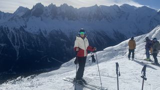 Julia Clarke skiing in Chamonix in the Helly Hansen Kvitfjell Race jacket