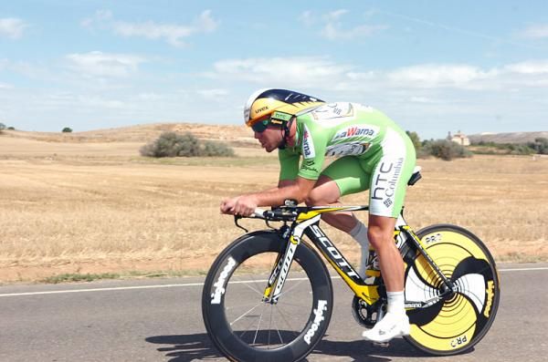 Points leader Mark Cavendish (HTC - Columbia) remains in the green jersey.