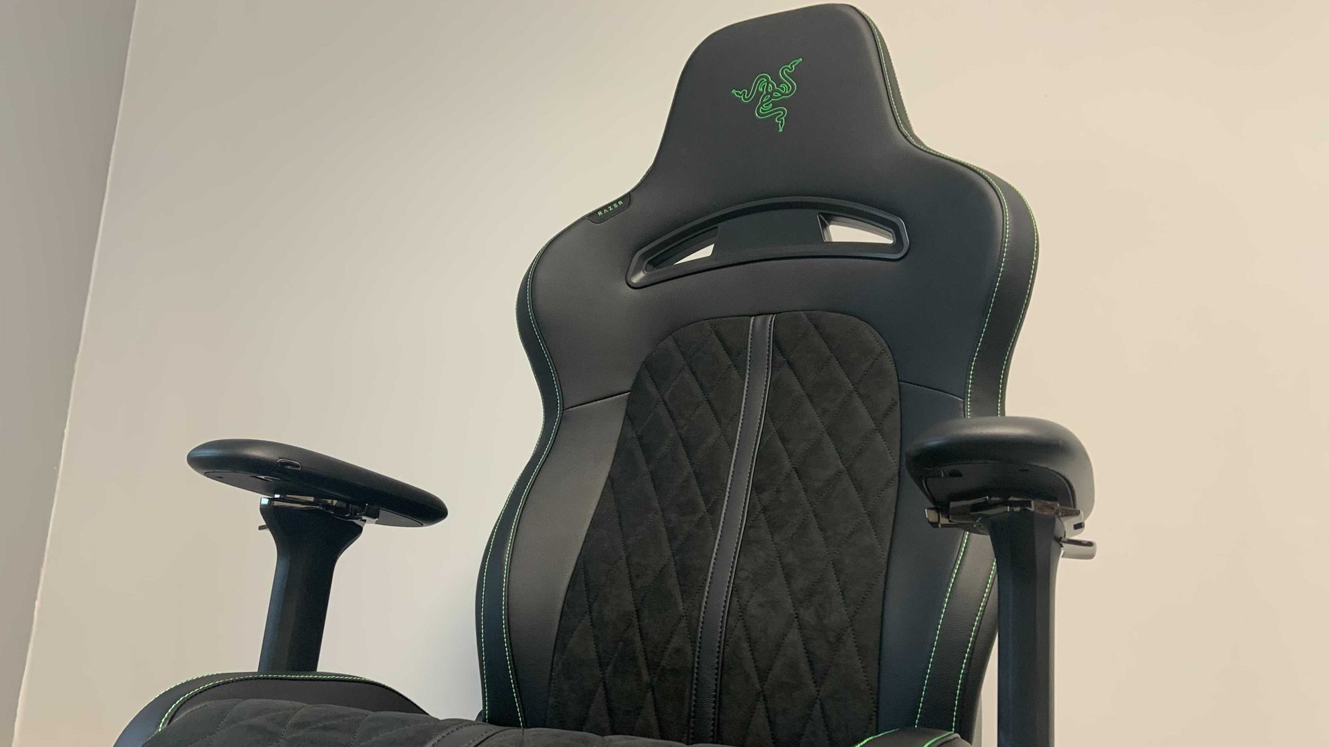 Razer Enki Pro Review: "Probably The Most Comfortable Chair I Have Ever ...