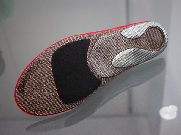 The R1 will also come with a heat moldable semi-rigid insole from Sidas.