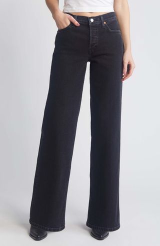 Mid Rise Wide Leg Jeans