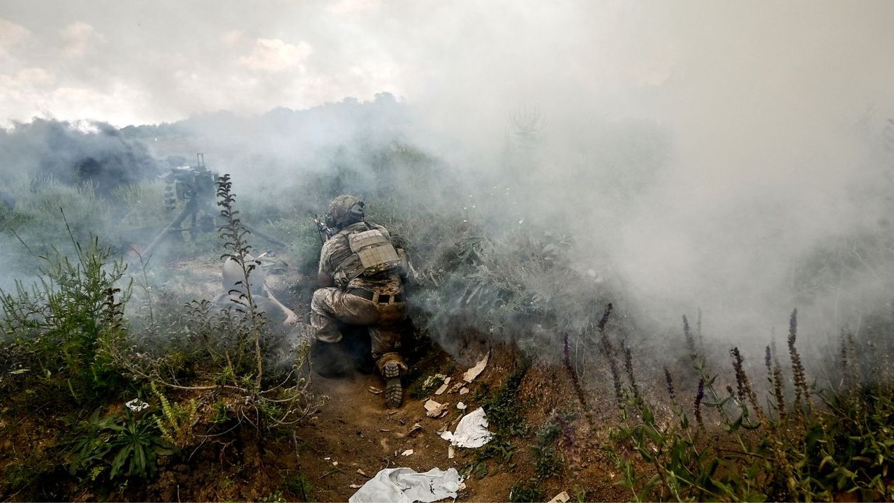 Ukrainian forces training in Zaporizhzhia