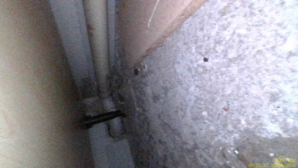Sample images taken with the Rove RS2 borescope