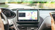 Waze directions in a car: Best Waze tips and tricks