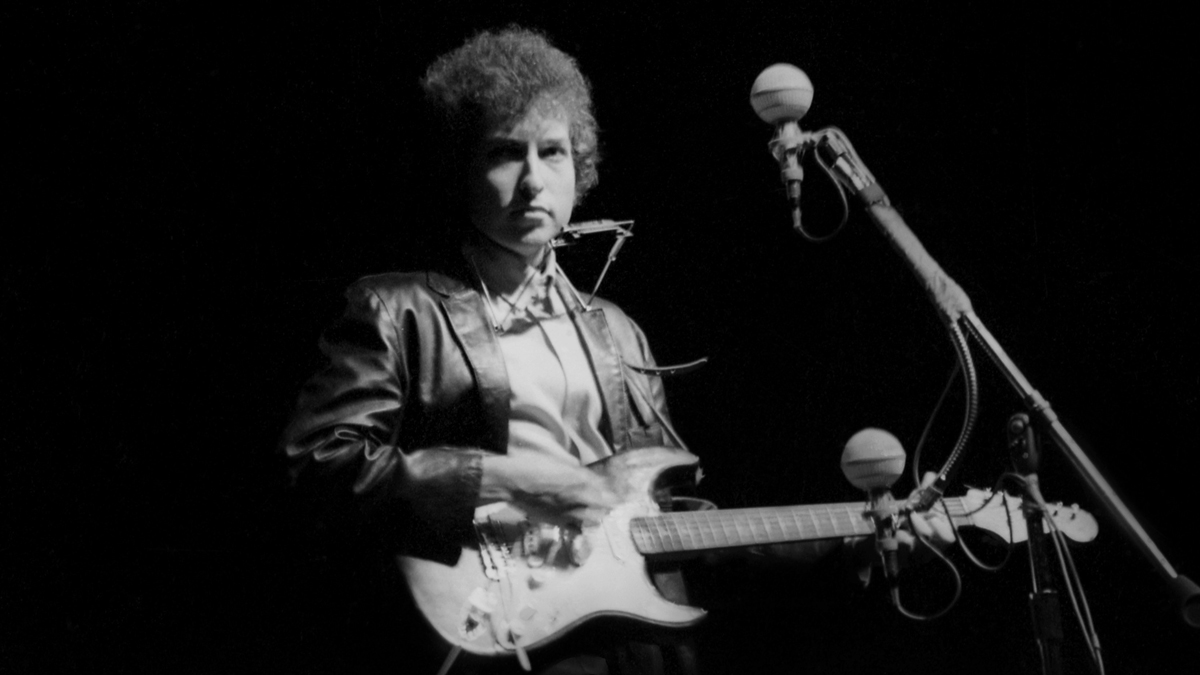 How Bob Dylan’s Newport Strat Ended Up In A Woman’s Attic | Guitar World