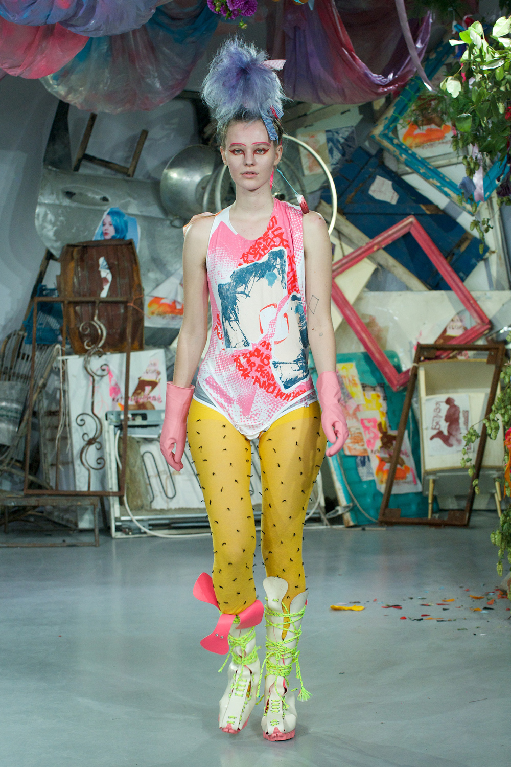 Meadham Kirchhoff SS15: Backstage At London Fashion Week | Marie