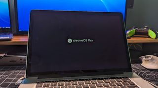 ChromeOS Flex loading screen on 2015 MacBook Pro
