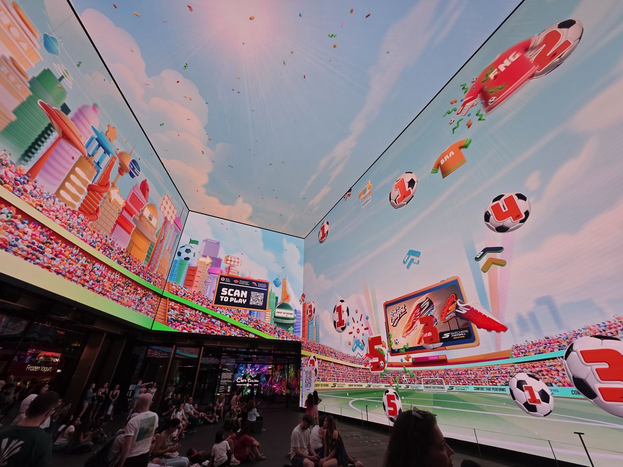 Galaxy Z Fold 8 camera sample