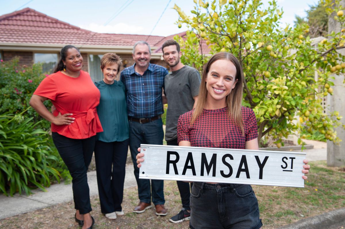 Neighbours Spoilers Bea Nilsson Leaves Ramsay Street What To Watch 4205