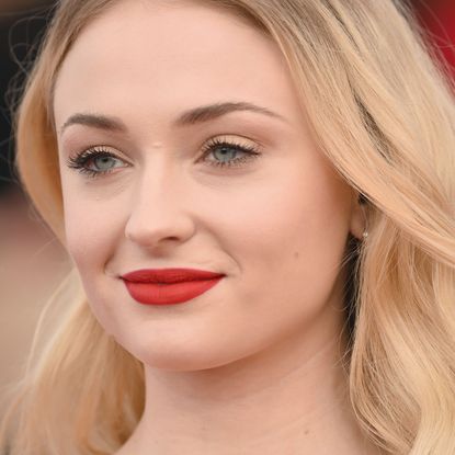 Hair, Lip, Face, Eyebrow, Blond, Skin, Cheek, Beauty, Chin, Hairstyle, 