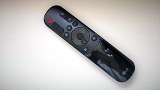 Remote control supplied with LG S95QR soundbar package