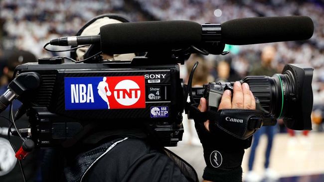 An NBA on TNT camerman at Game 4 of the Western Conference Second Round Playoffs in Minneapolis. 