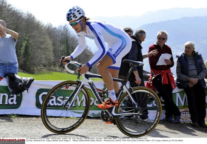 Martijn Verschoor climbing during the time trial
