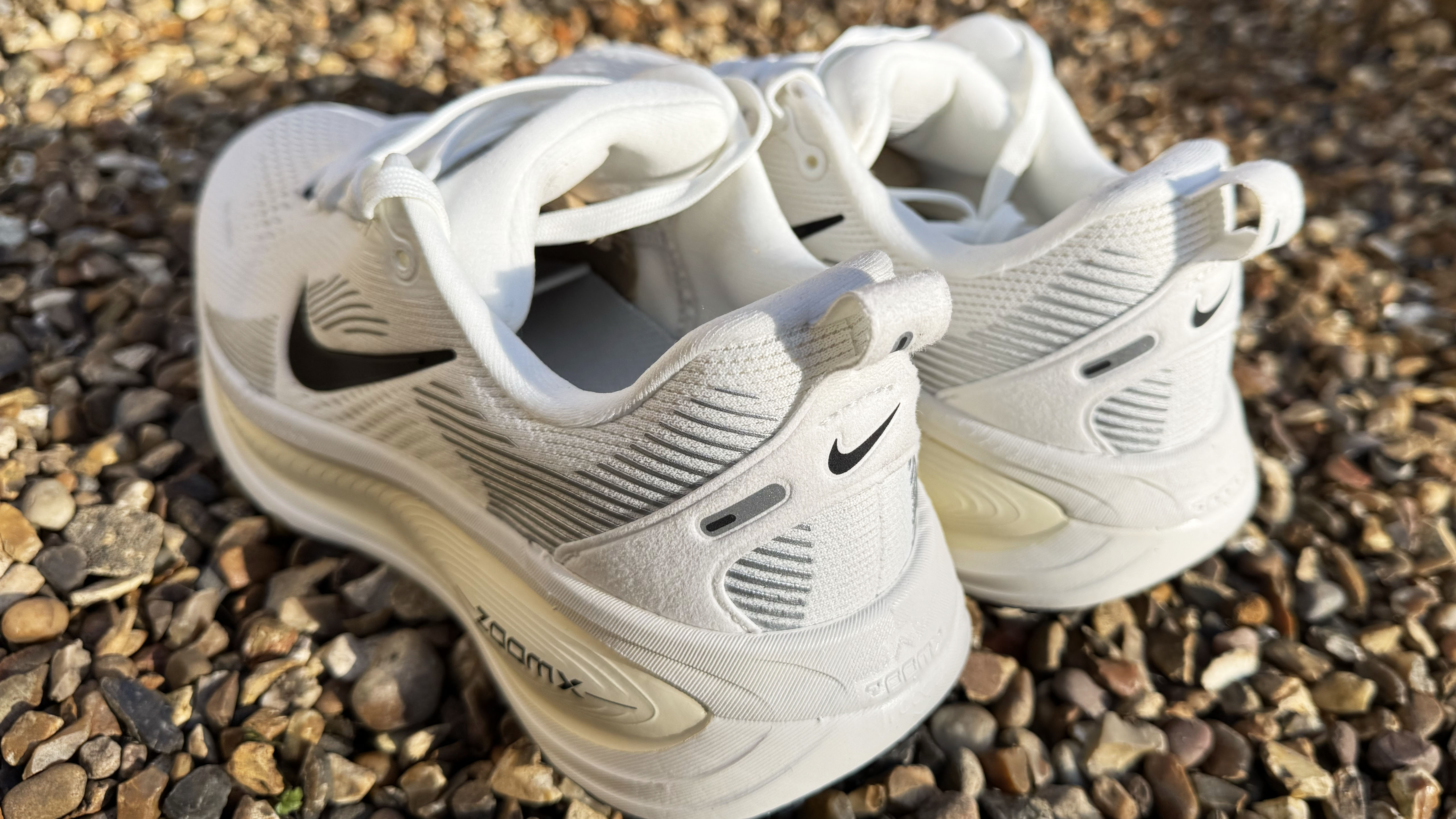 a photo of the Nike Vomero 18 running shoe