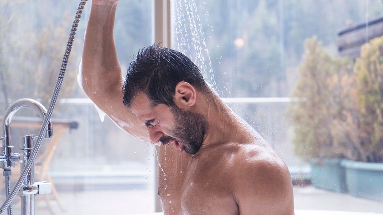 I tried taking cold showers for a week, and it changed my life. Here's how  | 