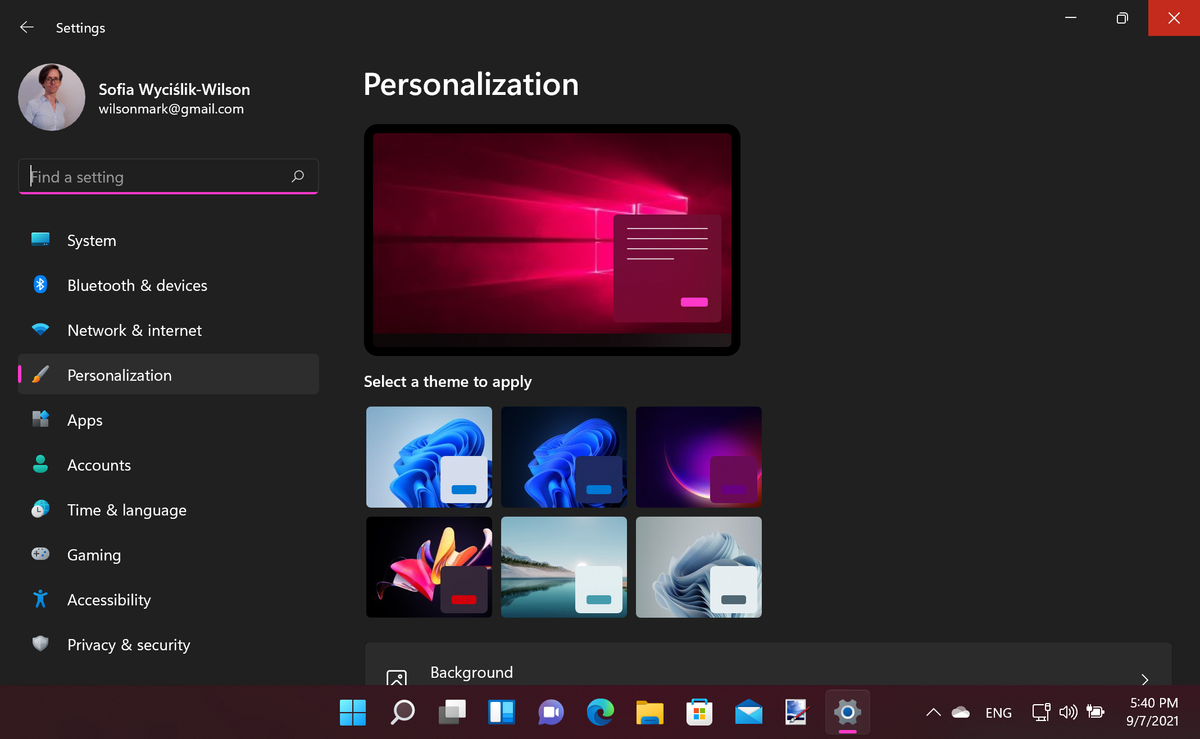 Cómo activar temas ocultos de Windows 11