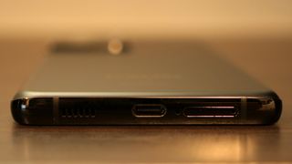 Samsung Galaxy S21 Ultra bottom USB Type-C port and SIM slot