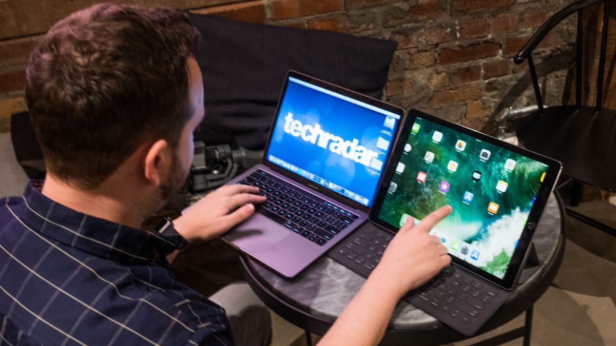 Camera and battery life Camera and battery life iPad Pro 12.9 (2017