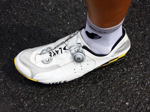 Sastre's custom colored Lakes omit the big central strap of the current consumer version but still use the zone-adjustable Boa lacing system.