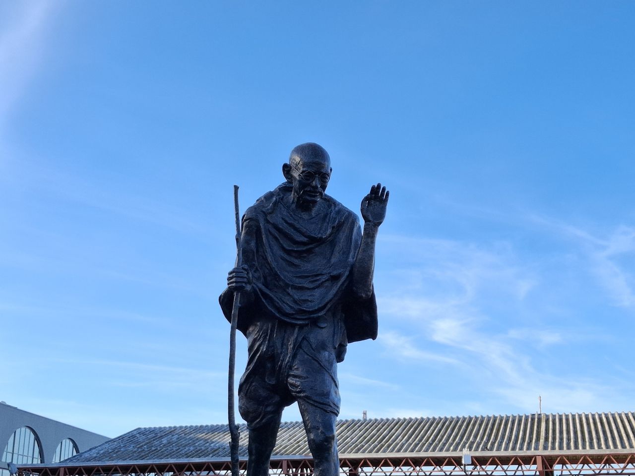Photo of Gandhi statue shot by a Galaxy A35