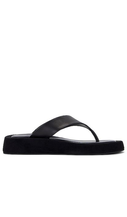 The 4 Best Flip-Flop Styles to Buy for Summer | Who What Wear