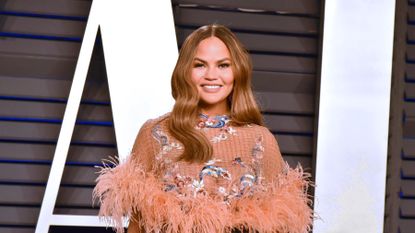 beverly hills, ca february 24 chrissy teigen attends the 2019 vanity fair oscar party hosted by radhika jones at wallis annenberg center for the performing arts on february 24, 2019 in beverly hills, california photo by mike coppolavf19getty images for vf