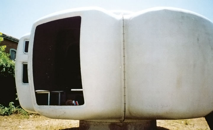 Galerie Jousse Entreprise recreates Jean Maneval's Bubble House concept