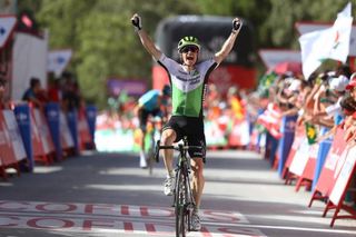 Ben King celebrates victory on stage 4 of the Vuelta a Espana
