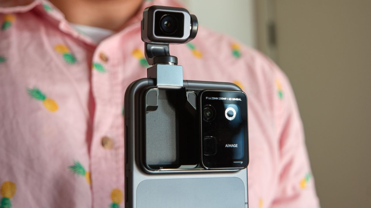 I tried the Honor Robot Phone — and it's the coolest phone in years (that's not coming to the US)