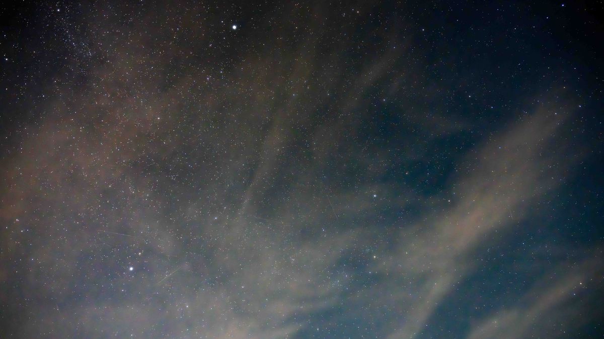 Image of the night sky after AI noise reduction, taken on the Sony A7R V