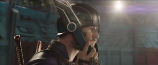 Thor Ragnarok Thor puts on gladiator helmet