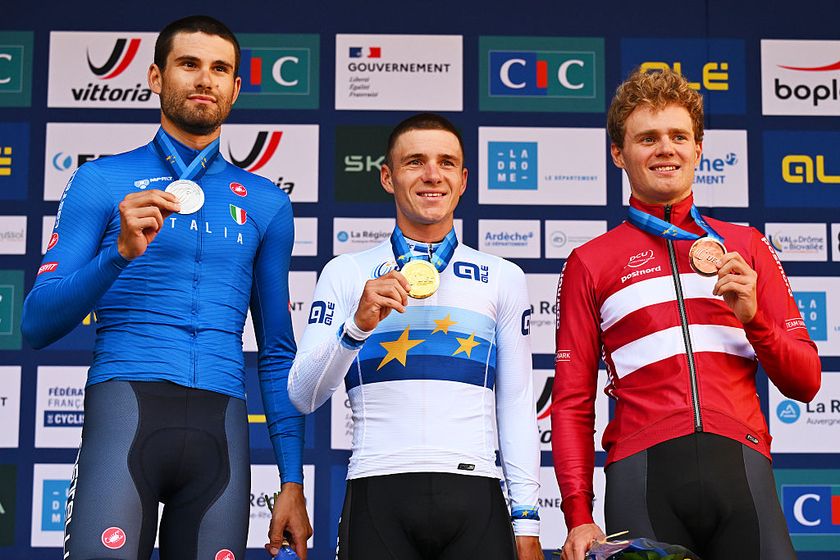 ETOILE-SUR-RHONE, FRANCE - OCTOBER 01: Gold medalist Remco Evenepoel and Team Belgium (C), Silver medalist Filippo Ganna and Team Italy (L) and Bronze medalist Niklas Larsen and Team Denmark (R) pose on the podium during the 31st UEC Road Cycling European Championships 2025 - Men&#039;s Elite Individual Time Trial a 24km race from Loriol-sur-Rhone to Etoile-sur-Rhone on October 01, 2025 in Etoile-sur-Rhone, France. (Photo by Billy Ceusters/Getty Images)