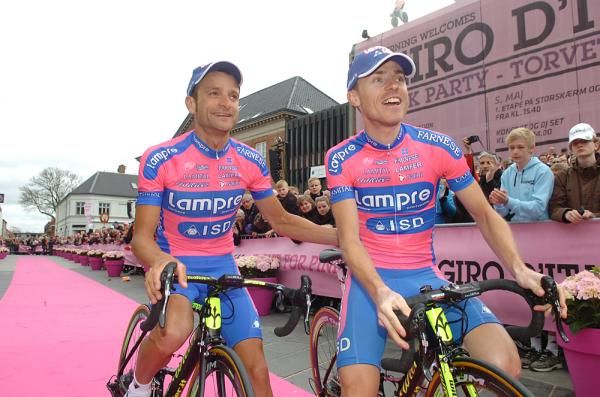 Michele Scarponi and Damiano Cunego