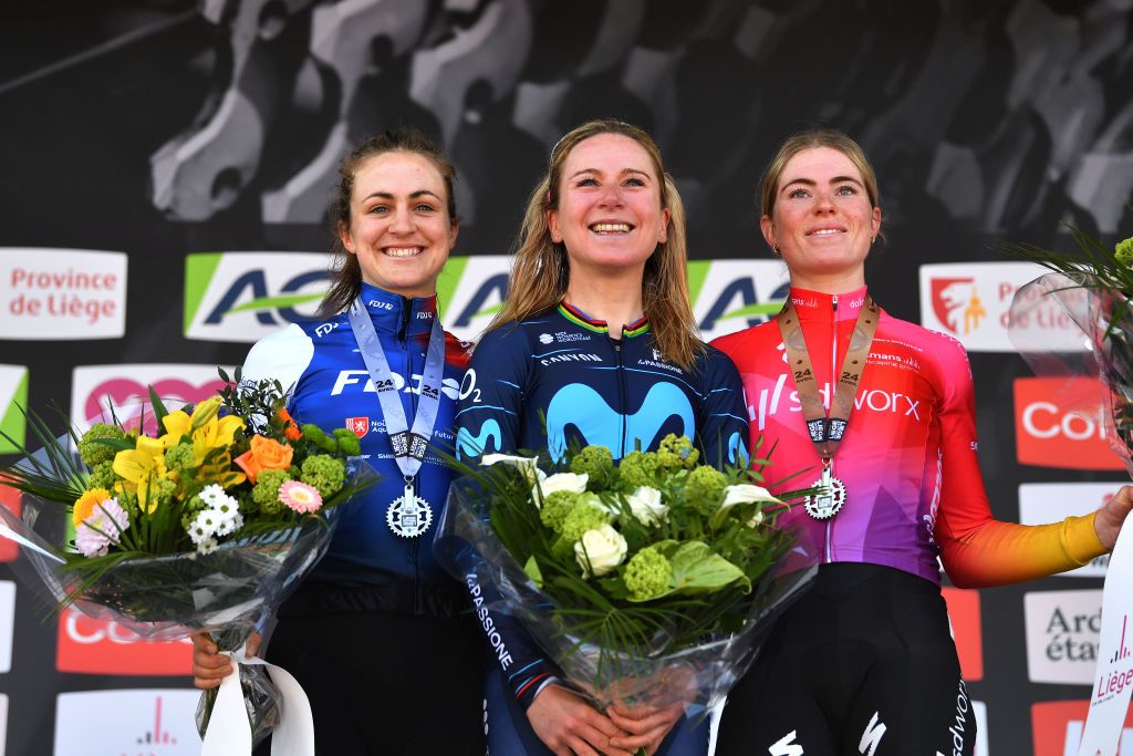 Grace Brown, Annemiek van Vleuten and Demi Vollering