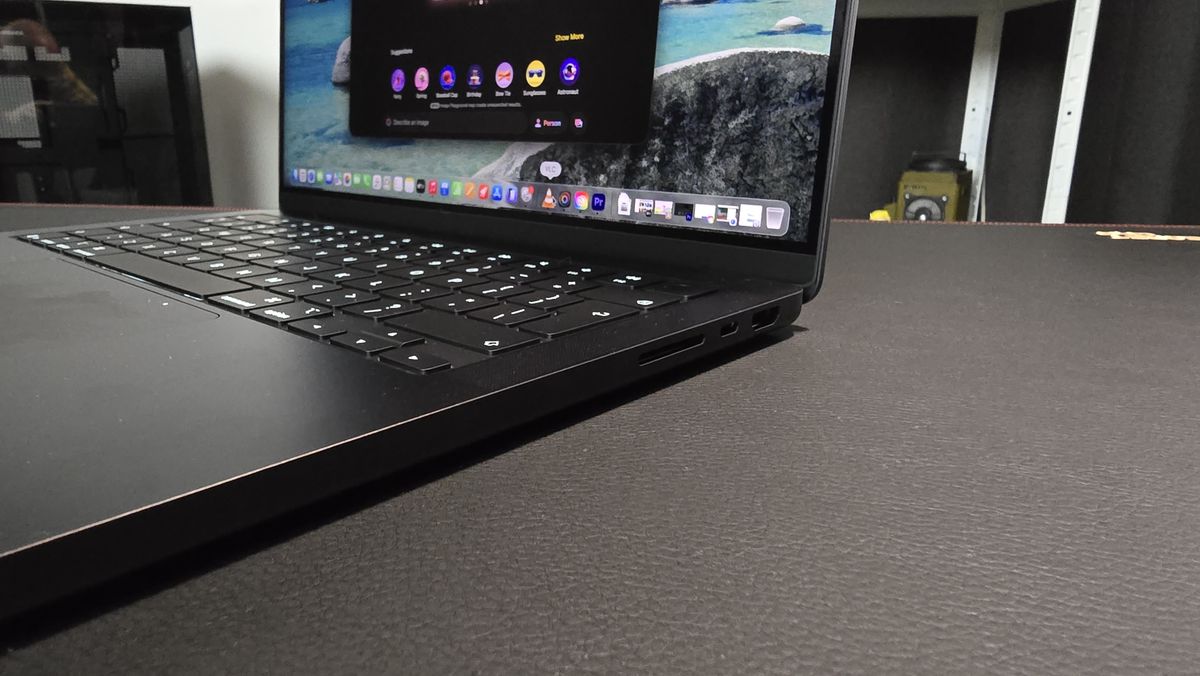 Apple MacBook Pro 14-inch (M5, 2025) in recording studio