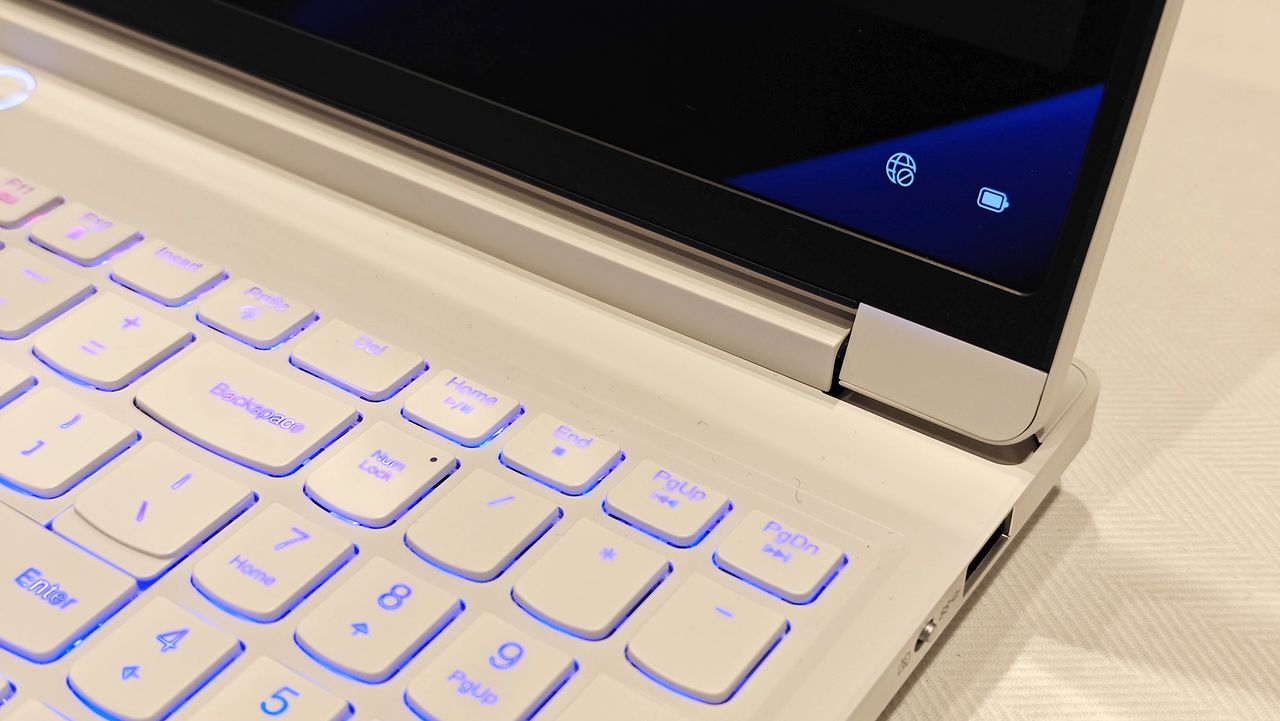 Lenovo Legion 7i (2024)