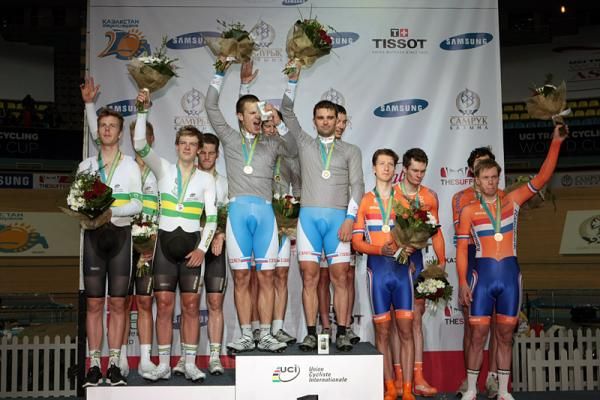 Men's team pursuit podium (l-r): Australia, RusVelo, Netherlands