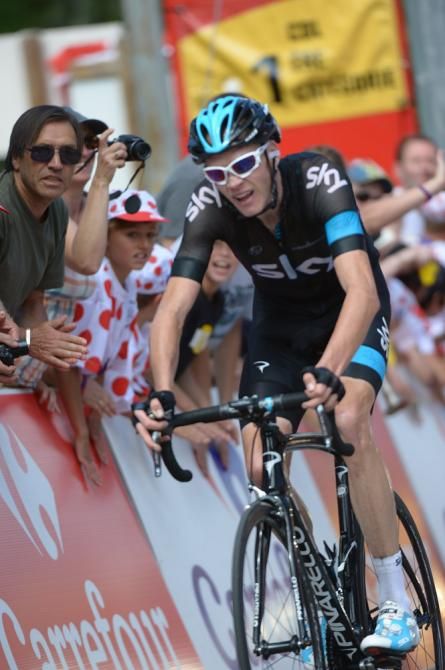 Chris Froome (Sky) en route to victory on Ax 3 Domaines
