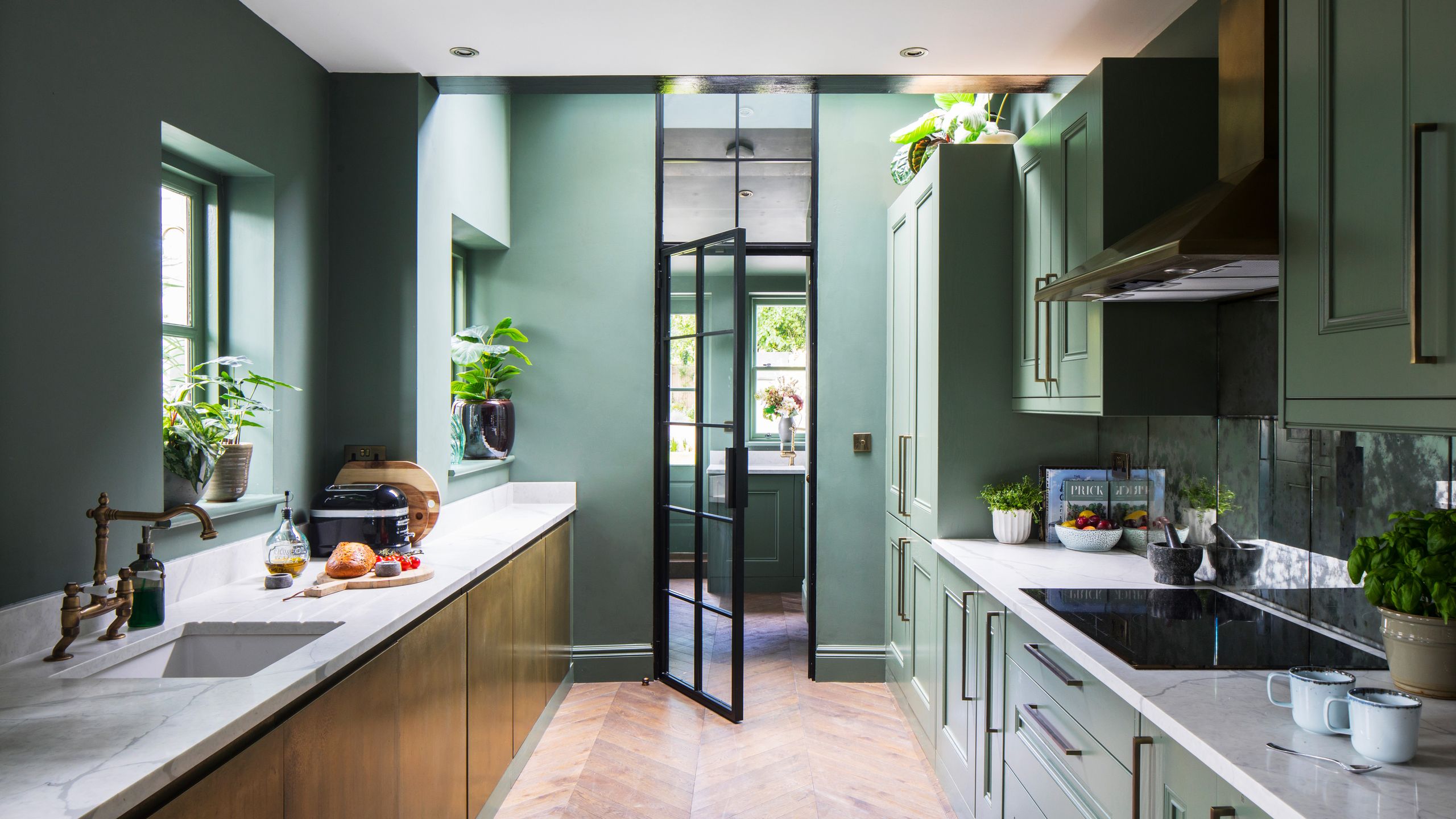 Using Kitchen Sink Where should a sink be in a kitchen — 7 key factors to consider | Ideal ...