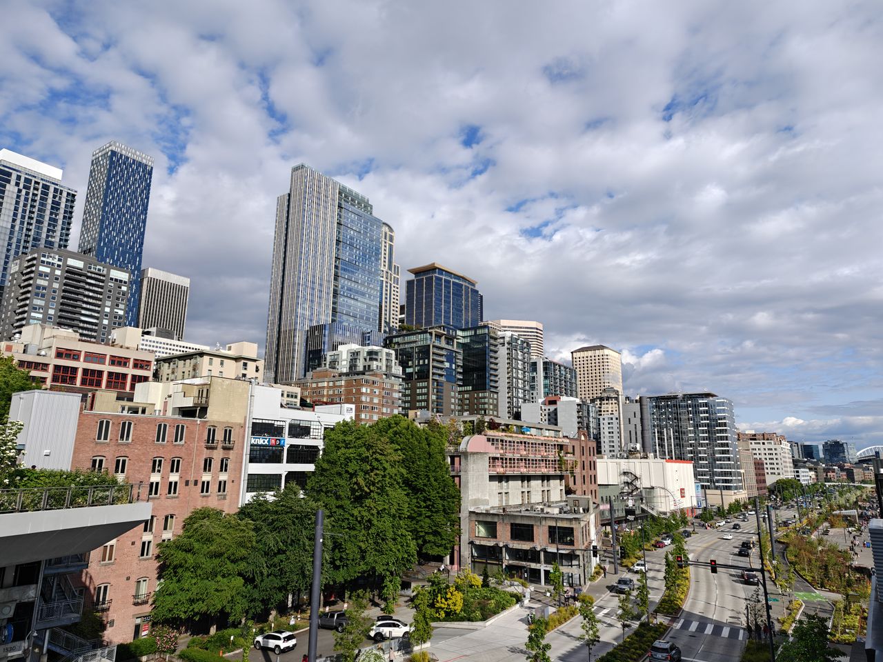 Buildings and skyscrapers