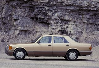 The enduring lines of the W126 Mercedes-Benz S-Class