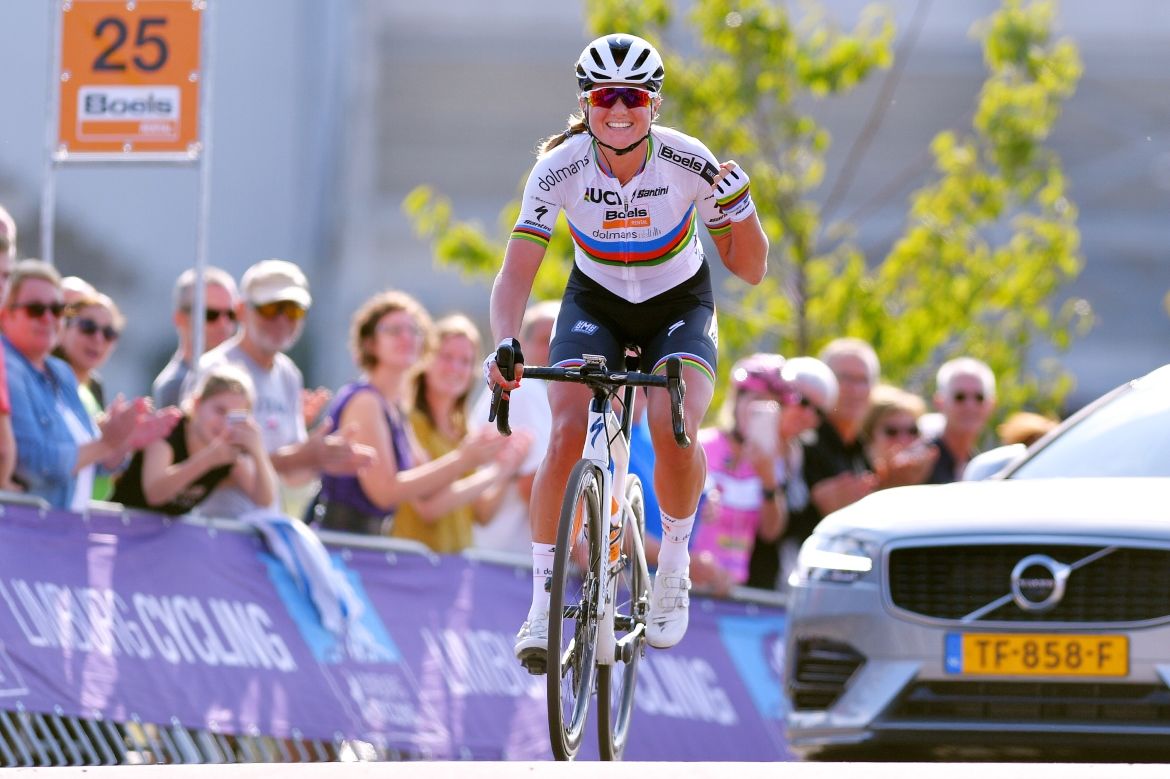Chantal Blaak clenches her first in celebration