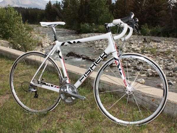 The mid-range Cronus Pro will come with a Shimano Ultegra 6700 drivetrain and Bontrager Race Lite FCC clincher wheels.